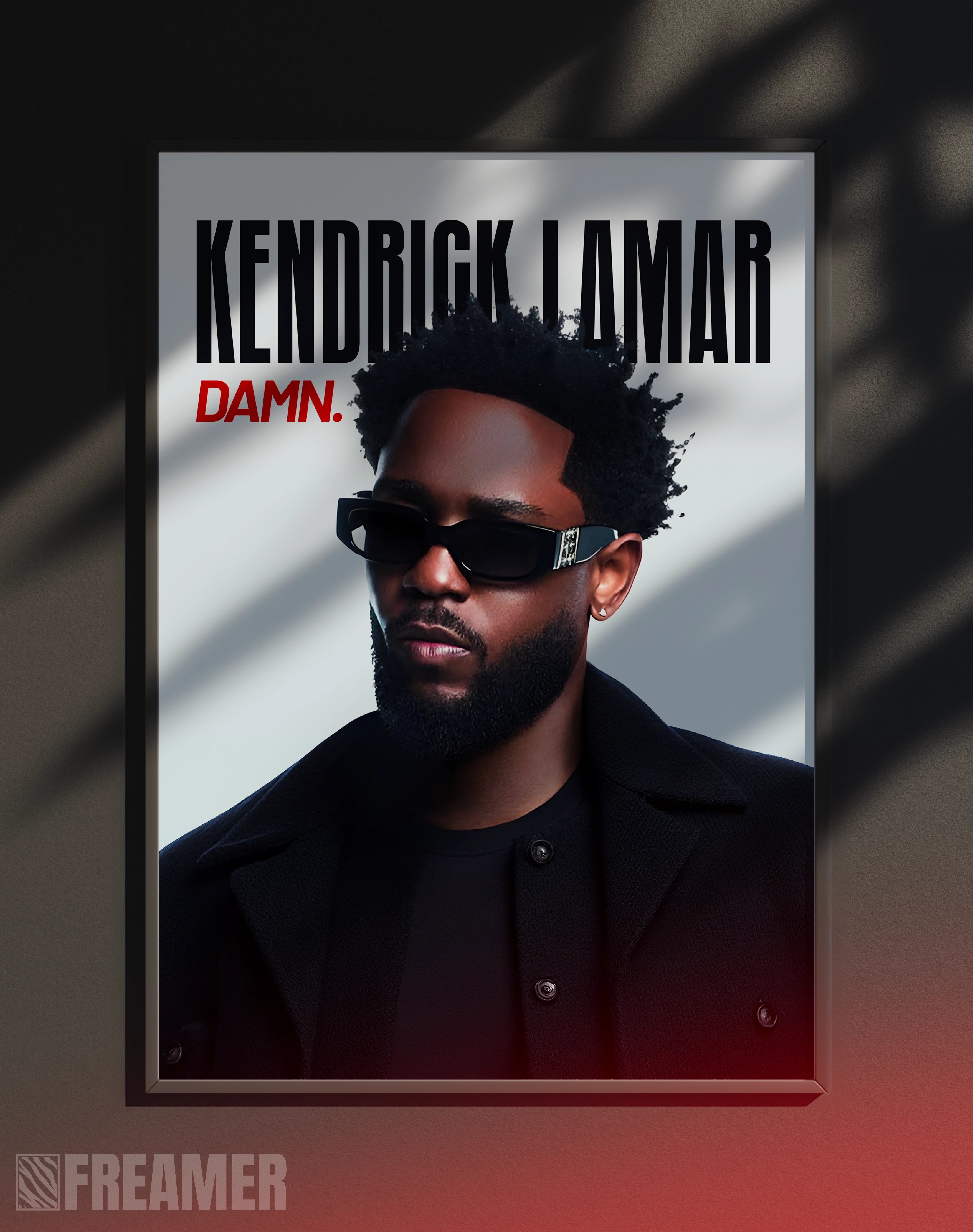 Poster mural "KENDRICK LAMAR" dans un cadre – vue de face, ambiance déco moderne, ton blanc