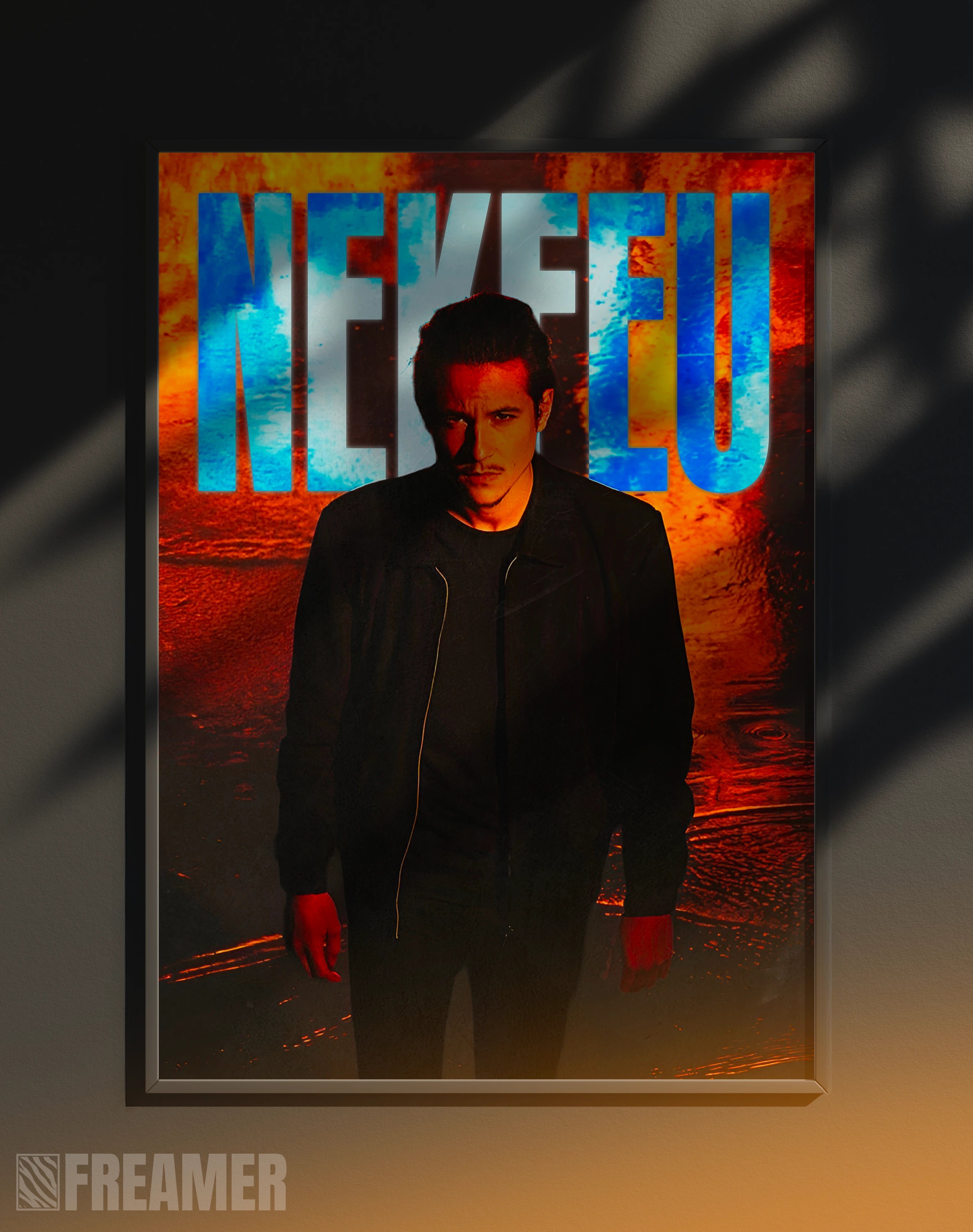 Poster mural "NEKFEU" dans un cadre – vue de face, ambiance déco moderne, ton orange