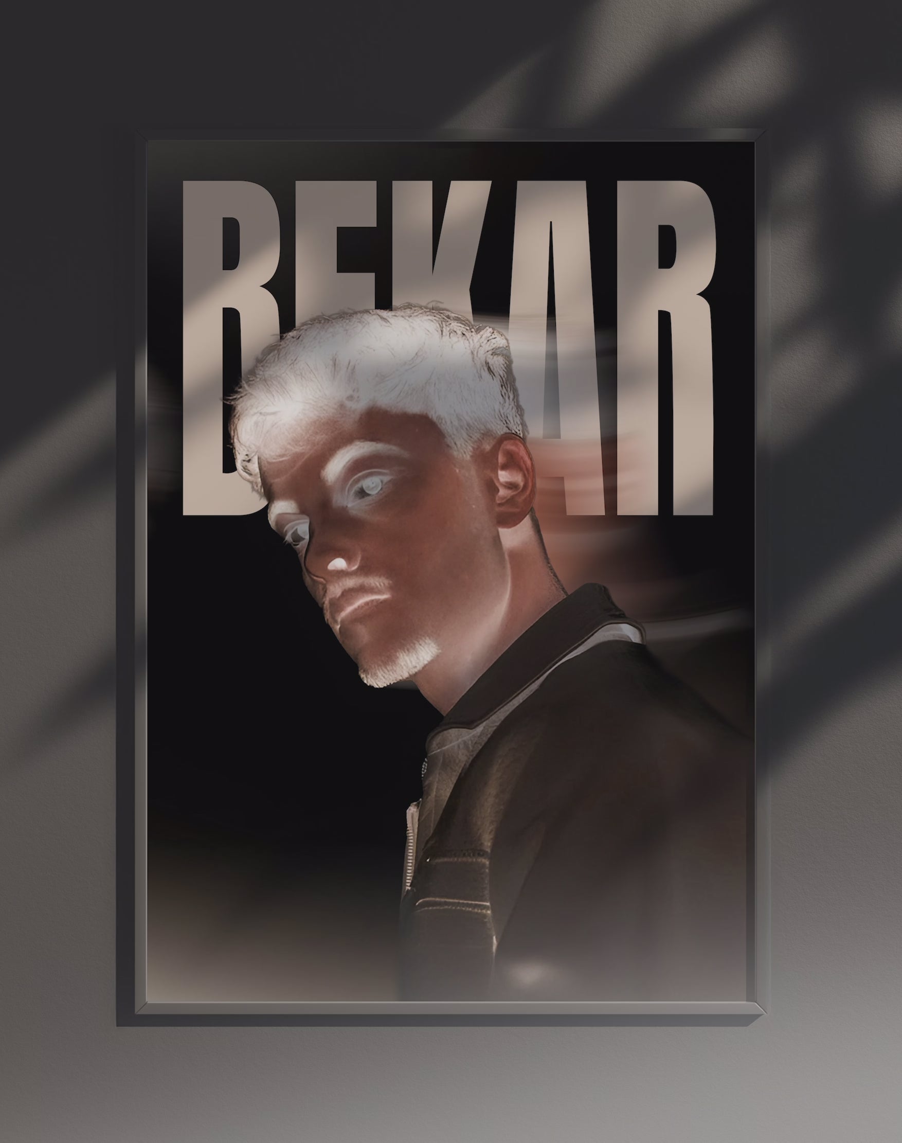 Poster dynamique "BEKAR" – version animée dans cadre, effet vivant, ton blanc