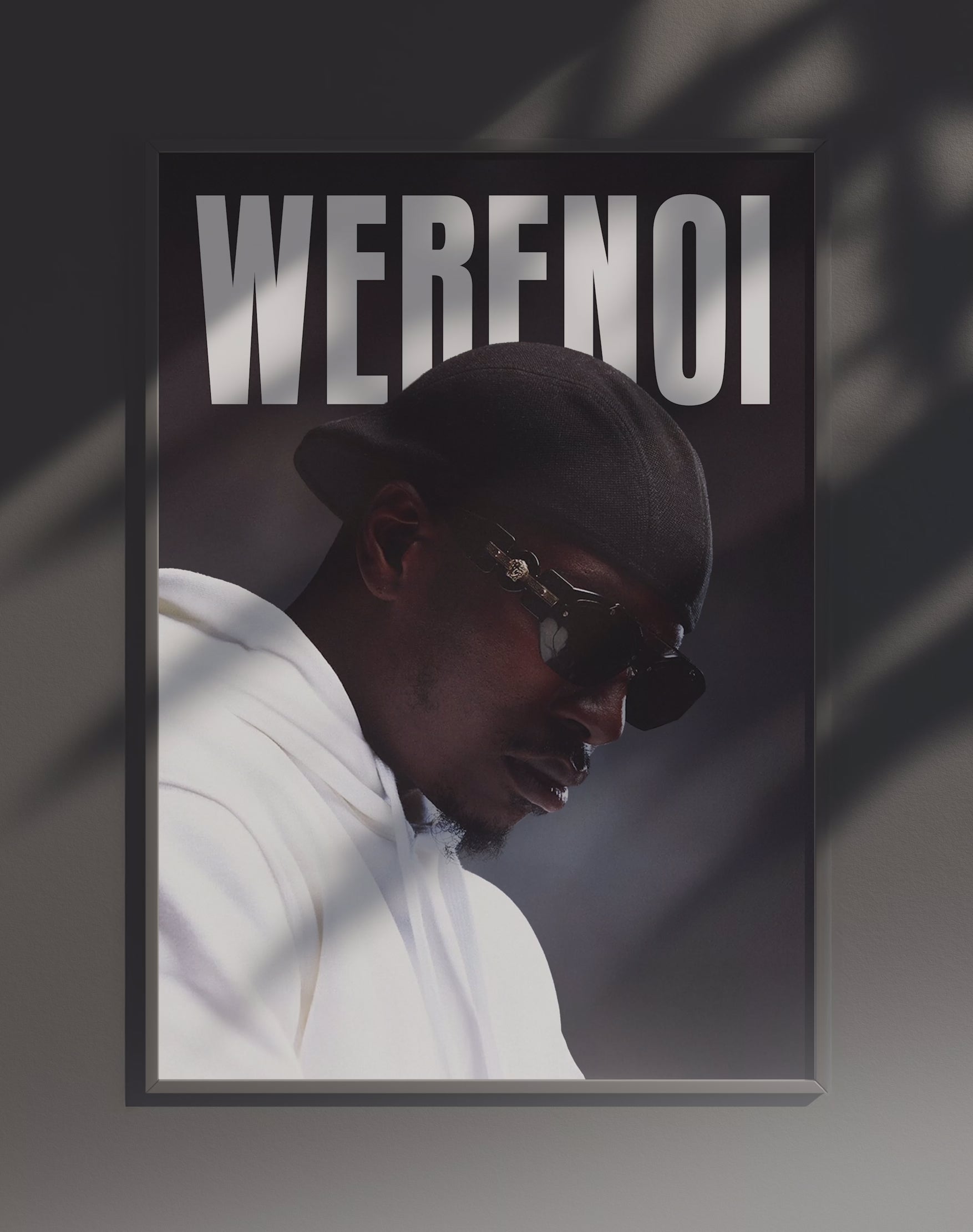 Poster dynamique "WERENOI" – version animée dans cadre, effet vivant, ton noir