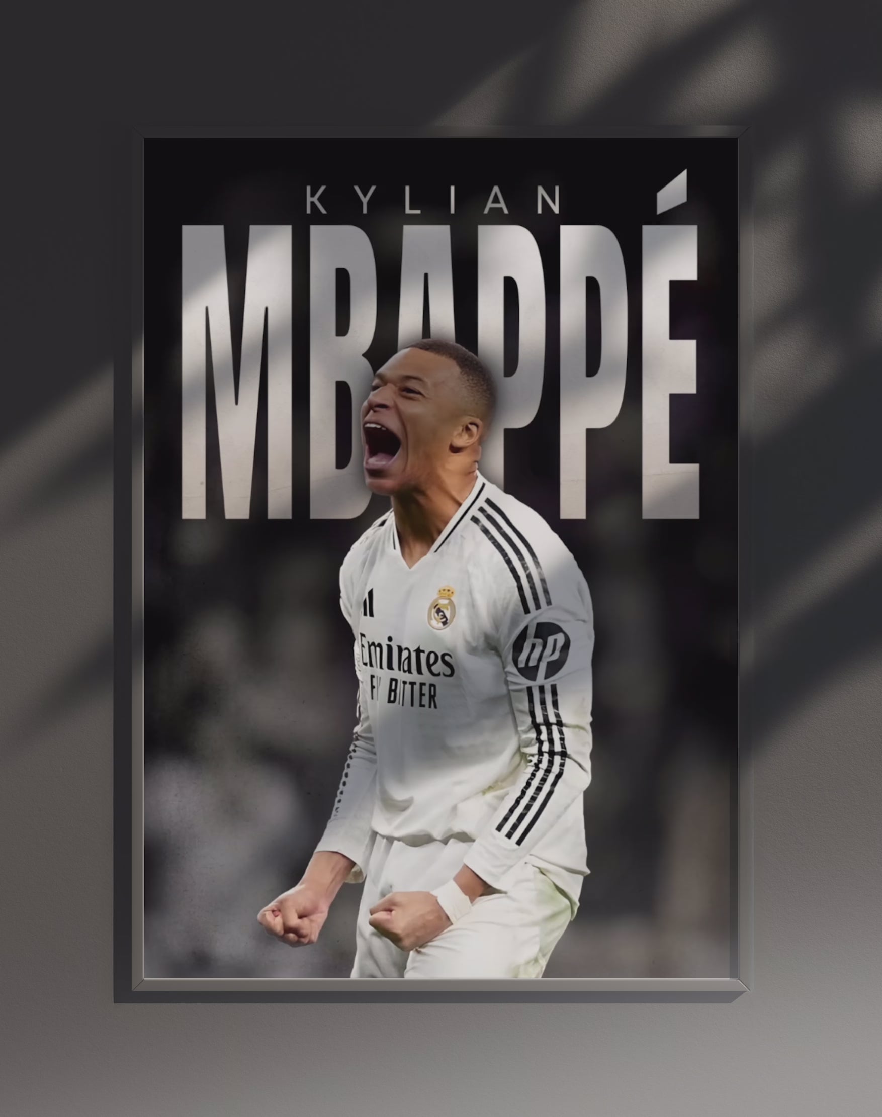 Poster dynamique "KYLIAN MBAPPÉ" – version animée dans cadre, effet vivant, ton blanc